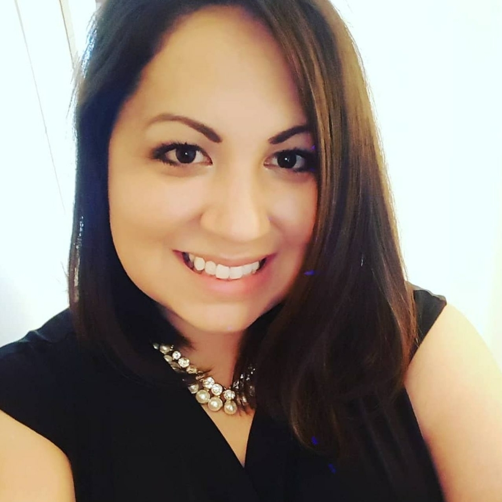 Meet your Posher, Olivia